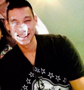 Jeremy Lin eats humble pie