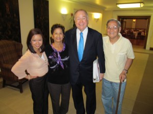 University of Oklahoma President David Boren with Chinh Doan's family