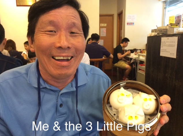 Tony Lee and 3 Little Pigs
